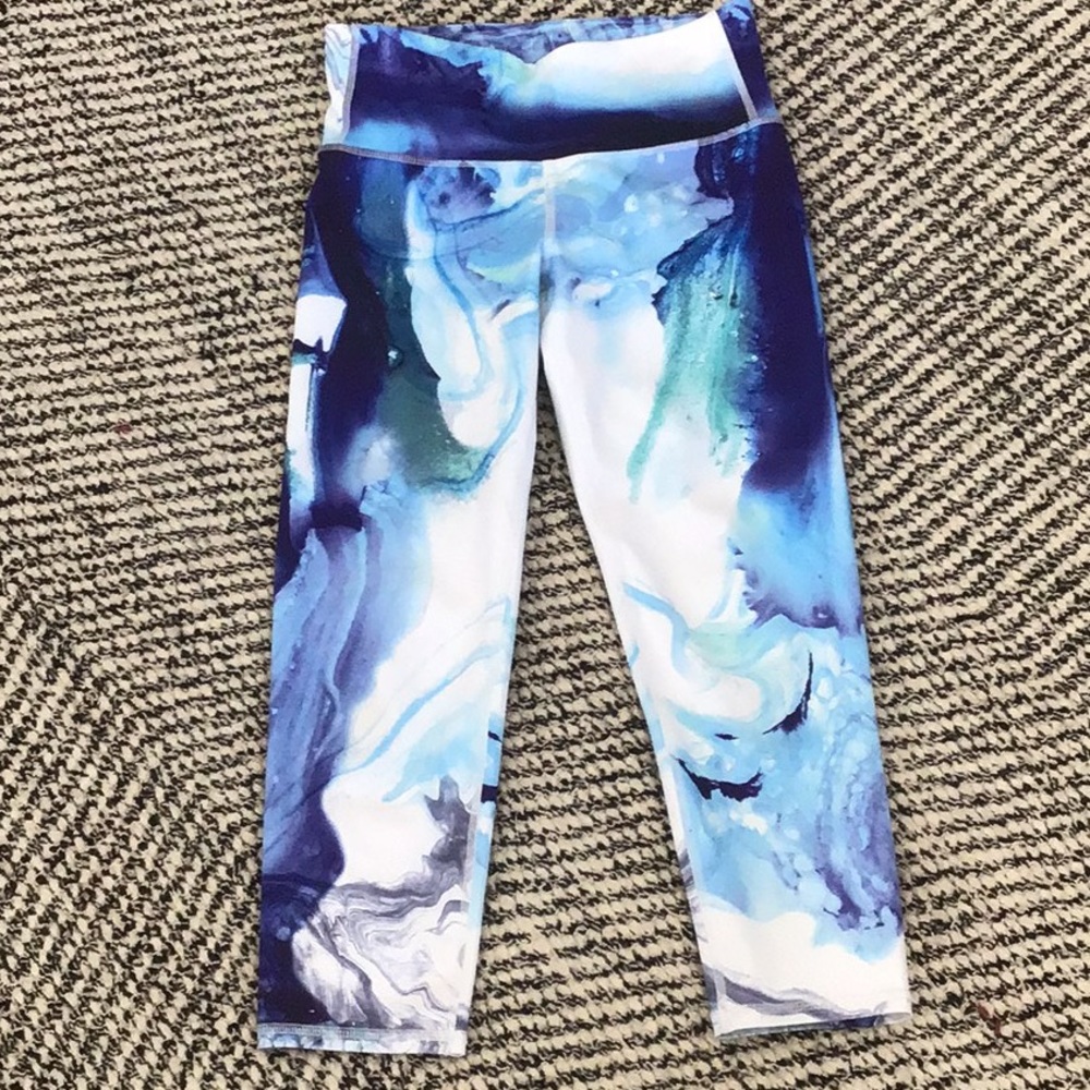 Athleta marbled xs crops